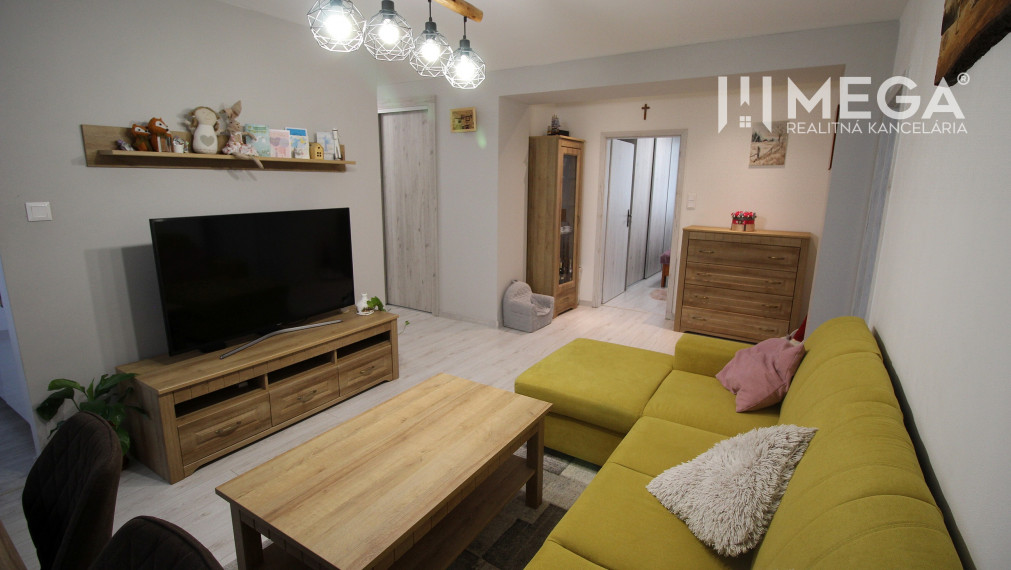 Predané - Na predaj 3 izbový byt po kompletnej a kvalitnej rekonštrukcií v meste Humenné